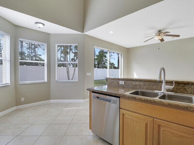 6325 Spring Lake Terrace, Fort Pierce, FL 34951