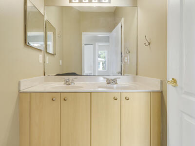 6325 Spring Lake Terrace, Fort Pierce, FL 34951