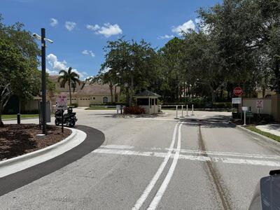 8294 Mulligan Circle, Port Saint Lucie, FL 34986