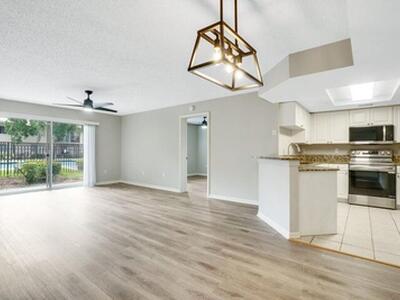 1700 Crestwood Court S