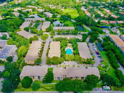 1700 Crestwood Court S, Royal Palm Beach, FL 33411