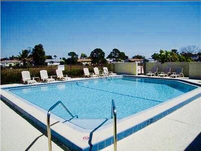 614 SW Jeanne Street, Port Saint Lucie, FL 34953