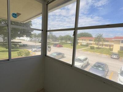 113 Waltham E, West Palm Beach, FL 33417