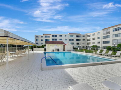 6768 10th Avenue, Lake Worth, FL 33467