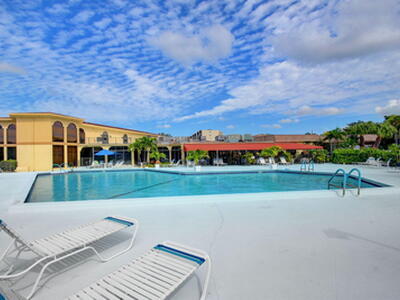 6768 10th Avenue, Lake Worth, FL 33467