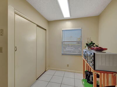 6768 10th Avenue, Lake Worth, FL 33467