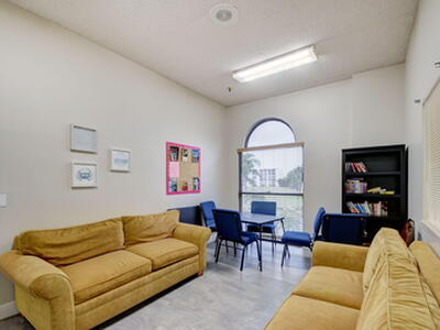 6768 10th Avenue, Lake Worth, FL 33467