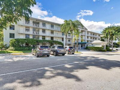 3636 Whitehall Drive, West Palm Beach, FL 33401