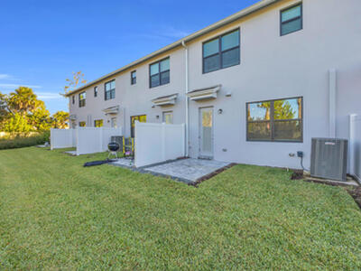 7582 SW Linus Lane, Stuart, FL 34997