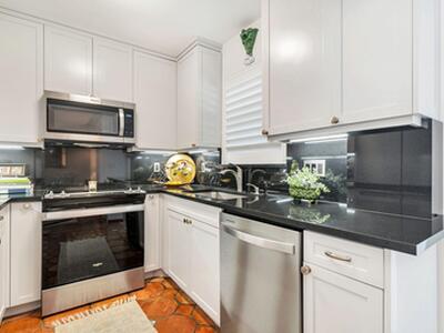 401 Peruvian Avenue, Palm Beach, FL 33480