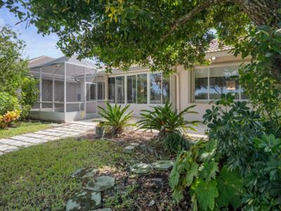 9150 Bay Harbour Circle, West Palm Beach, FL 33411