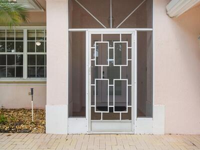 9150 Bay Harbour Circle, West Palm Beach, FL 33411