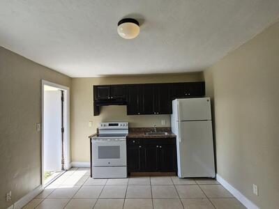 752 Dr Martin Luther King Jr Boulevard, Riviera Beach, FL 33404