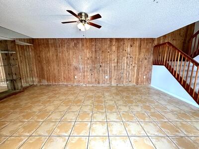 805 8th Way, West Palm Beach, FL 33407