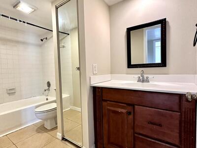 805 8th Way, West Palm Beach, FL 33407