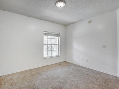 5024 Lantana Road, Lake Worth, FL 33463