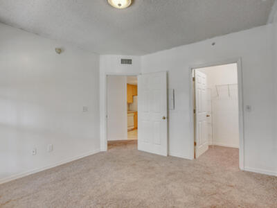 5024 Lantana Road, Lake Worth, FL 33463