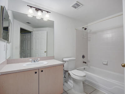 5024 Lantana Road, Lake Worth, FL 33463