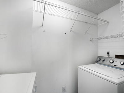 5024 Lantana Road, Lake Worth, FL 33463