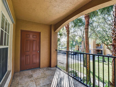 5024 Lantana Road, Lake Worth, FL 33463