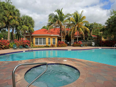 5024 Lantana Road, Lake Worth, FL 33463