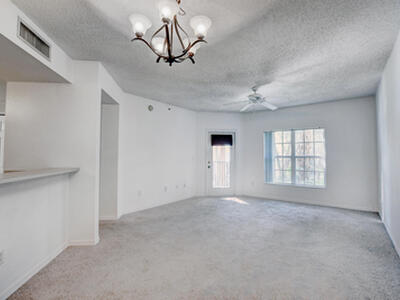 5024 Lantana Road, Lake Worth, FL 33463