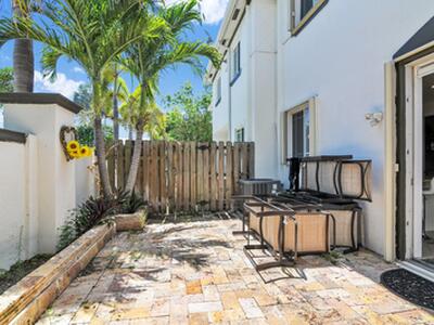 4020 Murano Bay Drive, Boynton Beach, FL 33435