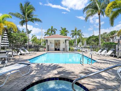 4020 Murano Bay Drive, Boynton Beach, FL 33435