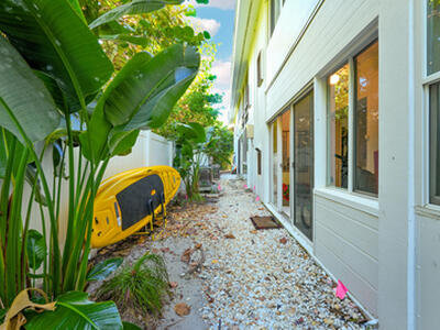 5505 N Ocean Boulevard, Ocean Ridge, FL 33435