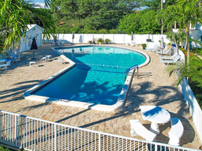 5505 N Ocean Boulevard, Ocean Ridge, FL 33435