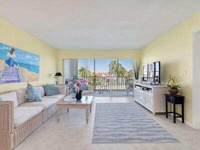 907 Marina Drive, North Palm Beach, FL 33408