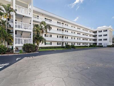 907 Marina Drive, North Palm Beach, FL 33408