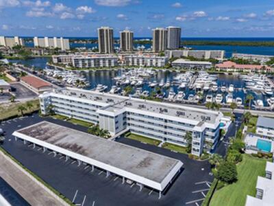 907 Marina Drive, North Palm Beach, FL 33408