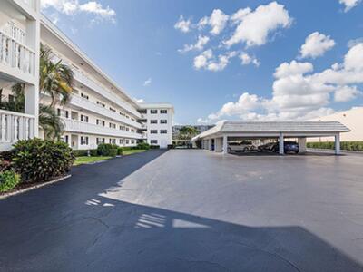 907 Marina Drive, North Palm Beach, FL 33408