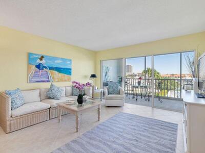 907 Marina Drive, North Palm Beach, FL 33408