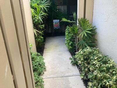 16913 Waterbend Drive, Jupiter, FL 33477