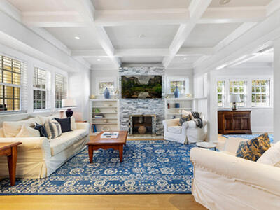 141 Australian Avenue, Palm Beach, FL 33480