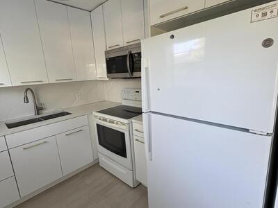 244 Sheffield J, West Palm Beach, FL 33417