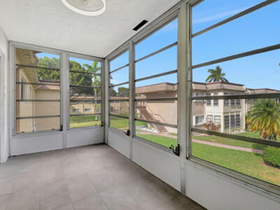 702 Lori Drive, Palm Springs, FL 33461