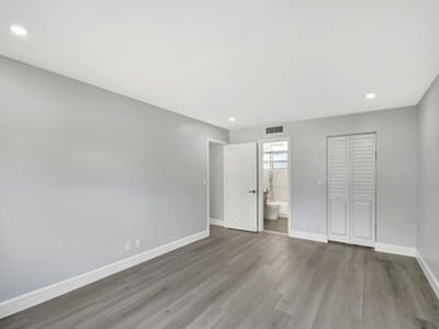 702 Lori Drive, Palm Springs, FL 33461