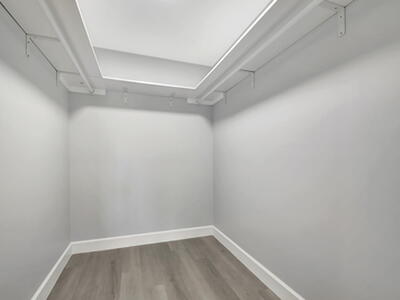 702 Lori Drive, Palm Springs, FL 33461