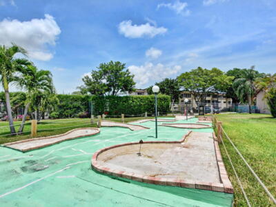 702 Lori Drive, Palm Springs, FL 33461