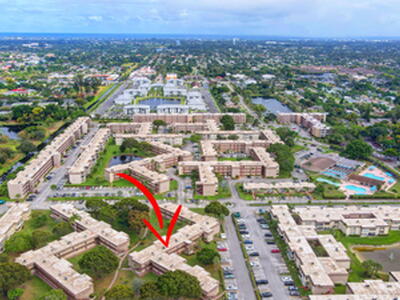 702 Lori Drive, Palm Springs, FL 33461