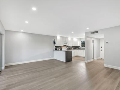 702 Lori Drive, Palm Springs, FL 33461