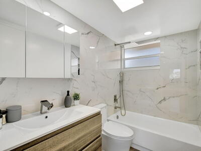 702 Lori Drive, Palm Springs, FL 33461