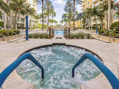 700 E Boynton Beach Boulevard, Boynton Beach, FL 33435