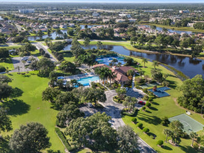 700 SW Great Exuma Cove, Port Saint Lucie, FL 34986