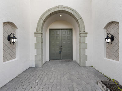 700 SW Great Exuma Cove, Port Saint Lucie, FL 34986