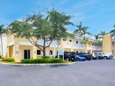 2755 Vista Parkway, West Palm Beach, FL 33411