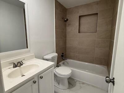 4877 Caribbean Boulevard S, West Palm Beach, FL 33407